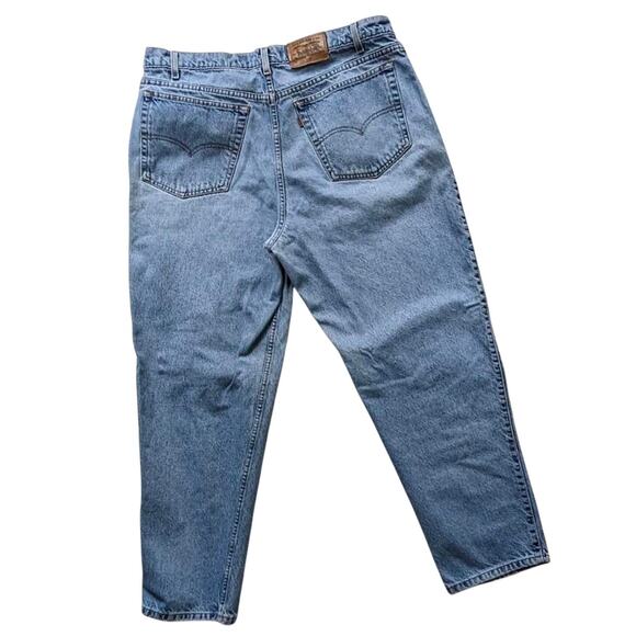 Vintage Levis 545 Brown Tab Light Blue Faded Stained Jeans Fits like 38 x 30 - Picture 4 of 4